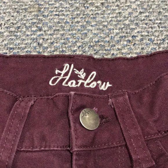 Burgundy high waisted shorts - Picture 3 of 3